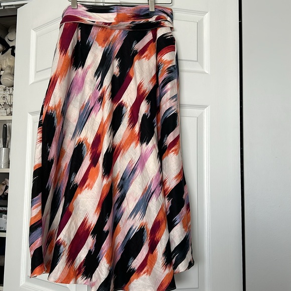 Multi-coloured DKNY wrap skirt, midi length with matching ring belt - Picture 4 of 4